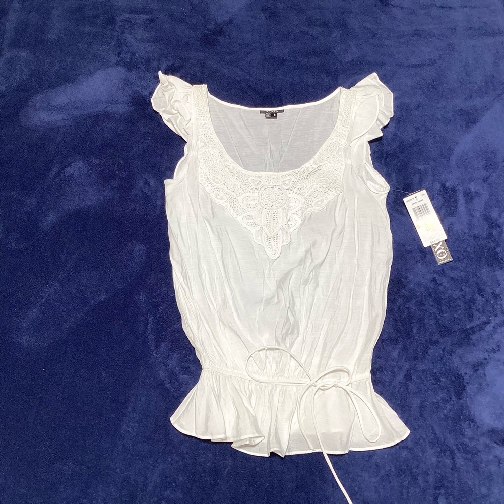 XOXO Size S White Ruffle Sleeve Blouse with Lace Detail and Tie Front NWT